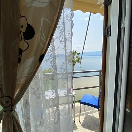 Panagioula شقة Méthana